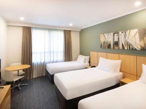 Mercure Sydney Macquarie Park - On-site Dining Options