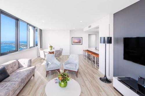 Meriton Suites Southport - Room Features