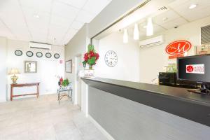 Metro Hotel Miranda - Dining and Recreation