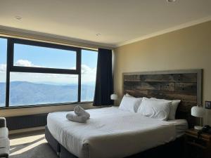 Mt Buller Chalet Hotel & Suites - Ski-to-Door Access
