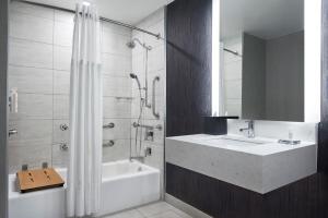 New York Marriott Marquis - Nearby Attractions