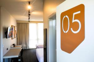 Nightcap at Sandown Park Hotel - Guest Reviews and Feedback