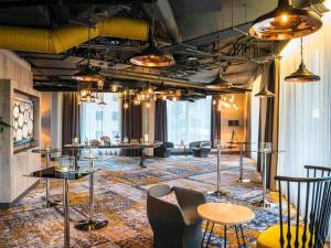 Novotel London Canary Wharf - Transport Accessibility