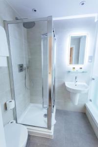 Oliver Plaza Hotel - Guest Feedback