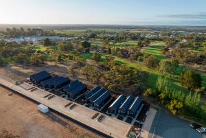 Par Five Shacks - Policies and Restrictions