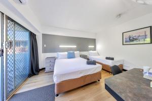 Paravista Motel - Nearby Attractions