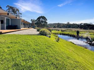 Pelican Point Sanctuary - Policies and Booking