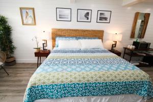 Pelican Post at Anna Maria Island Inn - Outdoor Recreation