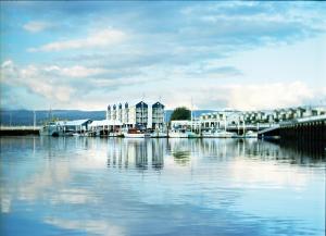 Peppers Seaport Hotel - Pricing and Packages