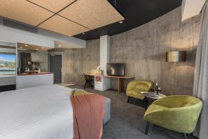 Peppers Silo - Booking and Policies
