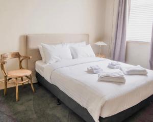 Port Broughton Hotel and Sunnyside Motel - Accessibility and Location