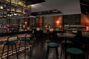 QT Sydney - Amenities and Facilities