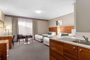 Quality Hotel Dickson - Policies and Fees
