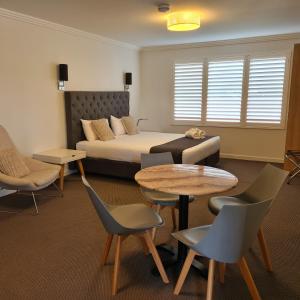 Quays Hotel - Check-in, Check-out, and Children