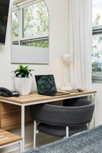 Quest Mawson Lakes - Positive Highlights