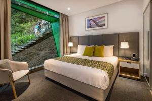 Quest Mounts Bay Road - Accessibility and Disabled Facilities