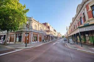 RIALTO SUITES Fremantle - Guest Ratings and Reviews