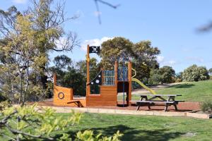 Riverfront Motel & Villas - Additional Guest Services