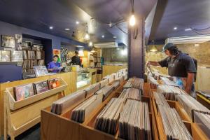 Roamer Melbourne - Formerly Selina Central Melbourne - Nearby Attractions and Highlights