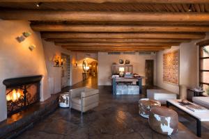 Rosewood Inn of the Anasazi - Nearby Attractions and Activities