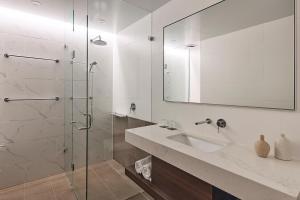 Rydges Perth Kings Square - Room Types and Features
