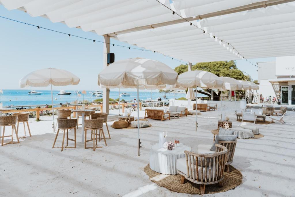 Samphire Rottnest Review