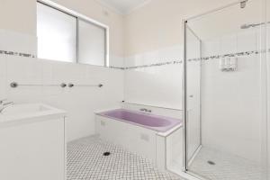Sanctuary Resort Motor Inn - Guest Reviews and Ratings