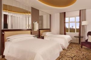 Sheraton Grand London Park Lane - Dining Options