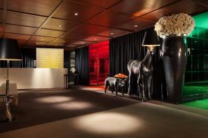 SLS Hotel, a Luxury Collection Hotel, Beverly Hills - Guest Experiences and Reviews