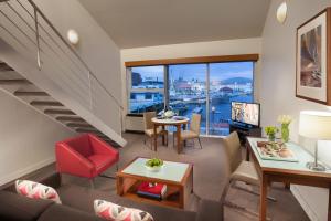 Somerset on the Pier Hobart - Amenities and Facilities