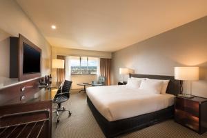 Stamford Plaza Adelaide - Safety Measures and Precautions