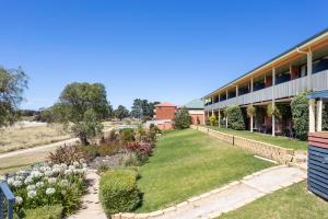 Swansea Motor Inn Tasmania - Booking Policies Explained