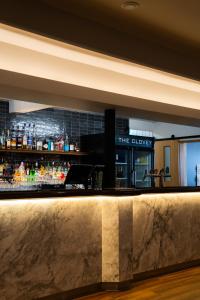 The Clovercrest Hotel Motel - Questions About Your Stay