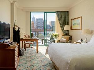 The Langham Melbourne: Our In-Depth Hotel Review - Facilities and Amenities