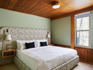 The Neighborhood Hotel Grand Beach - Booking Your Stay