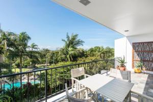 The Oasis Apartments and Treetop Houses - Questions About Your Stay