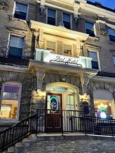 The Port Hotel - Nearby Attractions