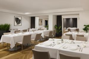 The Queens Gate Hotel - Policies and Information