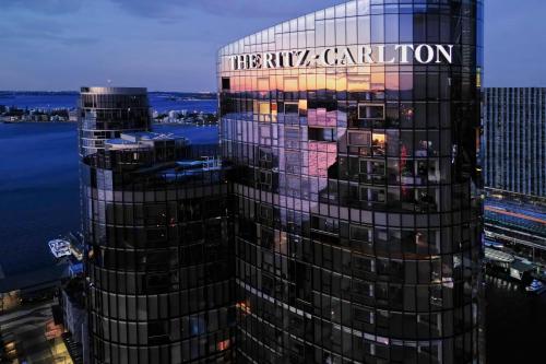 The Ritz-Carlton, Perth - Dining Options