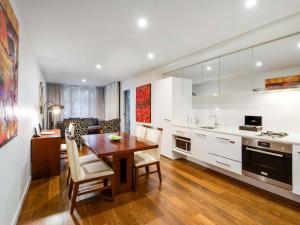 The Sebel Residences Melbourne Docklands Serviced Apartments Review - Dining and Catering Options