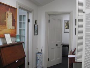 Three Chimneys Bed and Breakfast Boutique Guest House - Welcoming Host and Breakfast