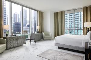 W Miami - Accessibility and Pet-Friendly