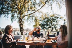 Wandering Trout - Gourmet Stays - Convenient Policies and Booking