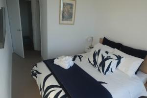Whitehorse Towers Self Service Holiday Apartment - Check-in and Check-out