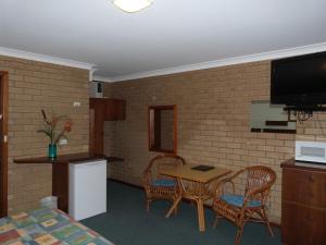 Wintersun Motel - Staff and Service