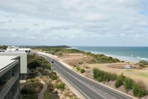 Wyndham Resort Torquay - Location and Accessibility