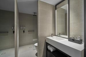 AC Hotel by Marriott Melbourne Southbank - Frequently Asked Questions