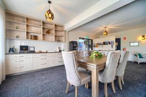 Albany Motel & Apartments - Facilities and Services