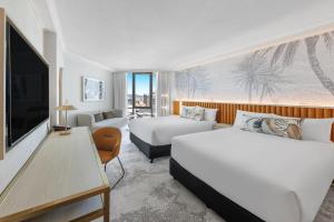 Amora Hotel Brisbane - The Last Word