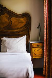 Amsterdam Wiechmann Hotel - Policies and Information
